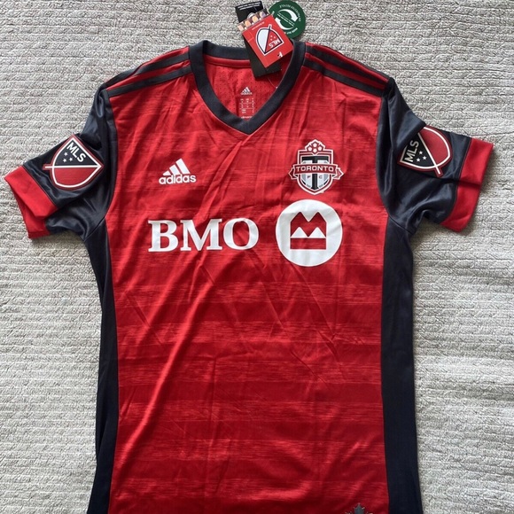 Altidore Toronto FC Medium signed jeresy from the MLS winning team ! - Picture 6 of 7